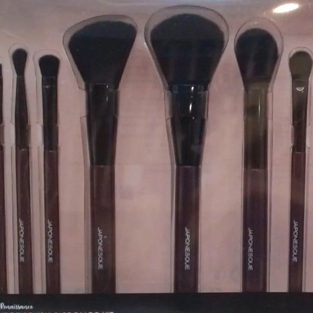 Japonesque - Purple Renaissance, 11 Piece Brush & Sponge‎ Kit